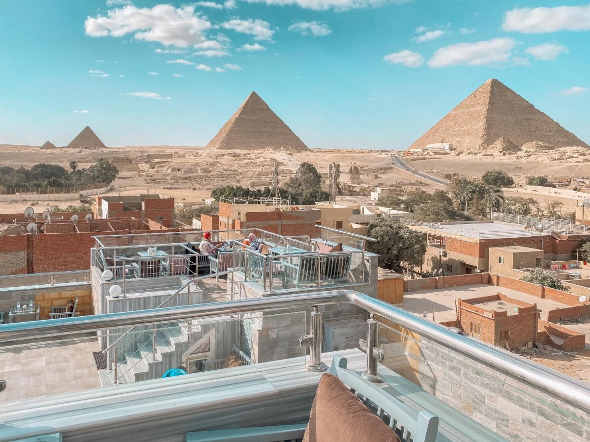 View Pyramids Отель 3*